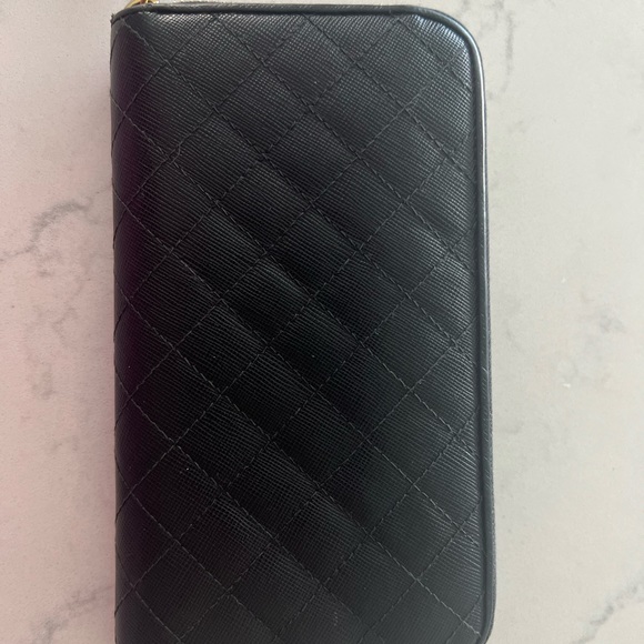 Quilted Prada saffiano leather wallet - Picture 4 of 12